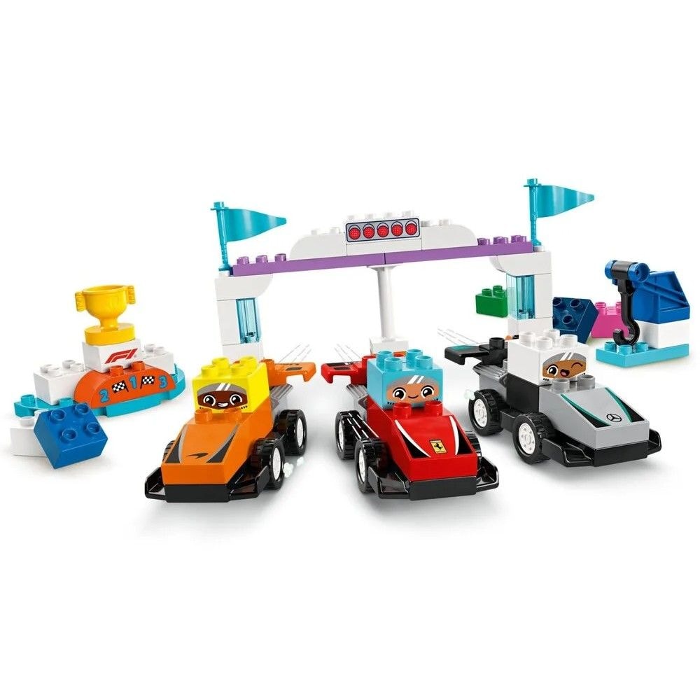 Lego DUPLO Автомобілі для перегонів і пілоти команд Формули-1 10445 94984 Данія